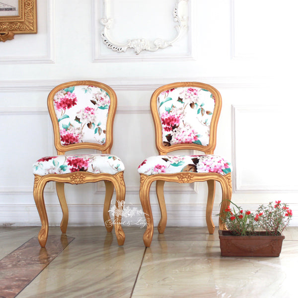 Chair iconised by Louis XV, small side chair without arms