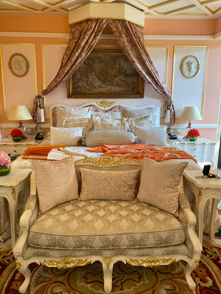 Petite Louis XVI canapé / sofa