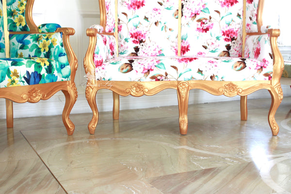 Balloon chair sofa inspired by Louis XV