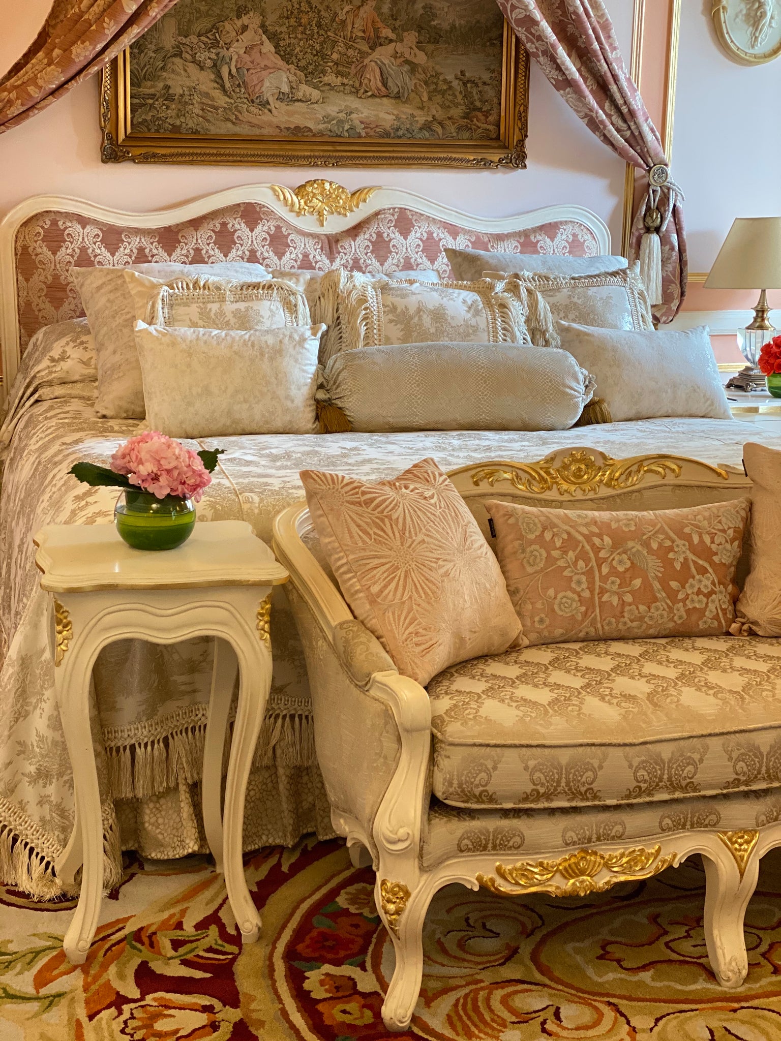 Petite Louis XVI canapé / sofa