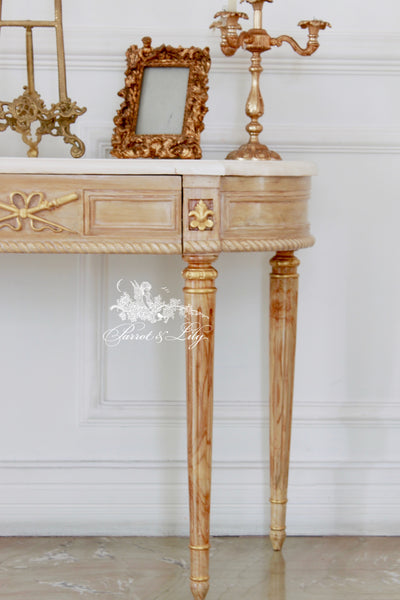Console inspired by the Louis XVI era