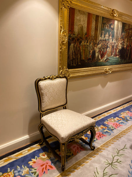Dining chair of Louis XV quintessence