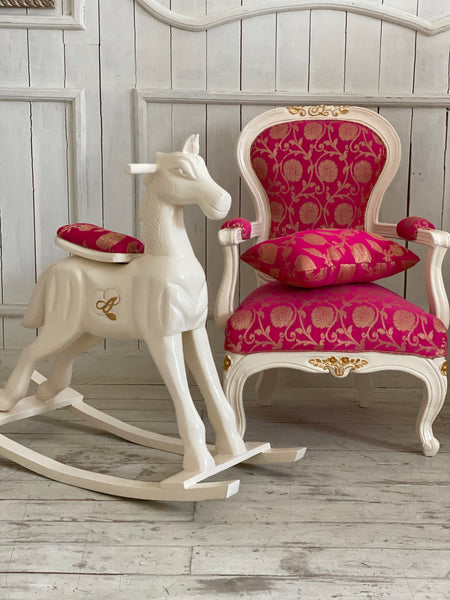 Classic Louis XV petit armchair for children