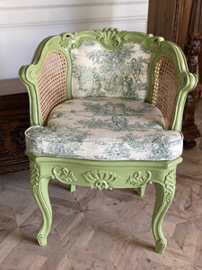 Louis XV fauteuil de bureau / desk chair with elegant carving