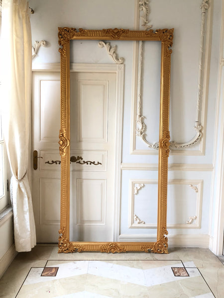 Rectangle oversized frame of surreal elegance