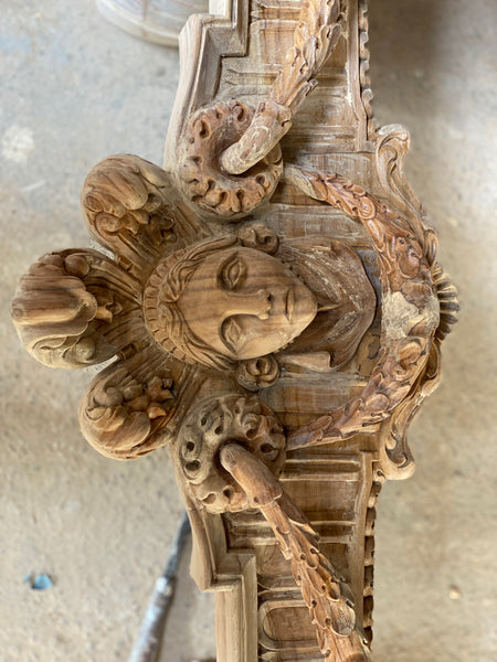 Exquisite Third Empire Frame with Hera motifs