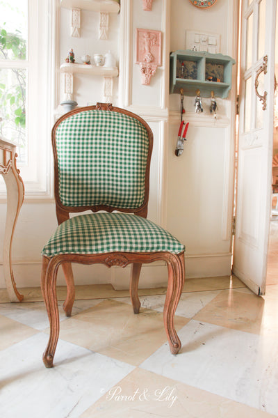 Chair of Franglais style