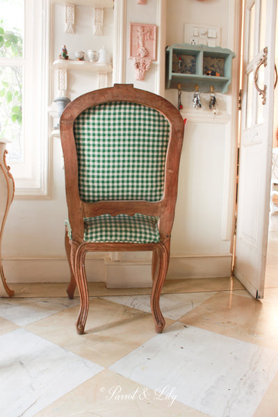 Chair of Franglais style