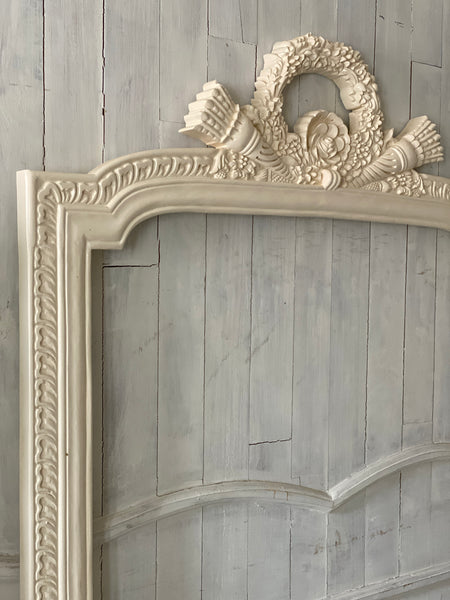 Frame of The Unfurling with neo-classic quivers