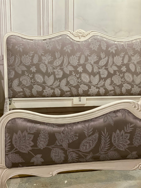 The exuberant Louis XV bed