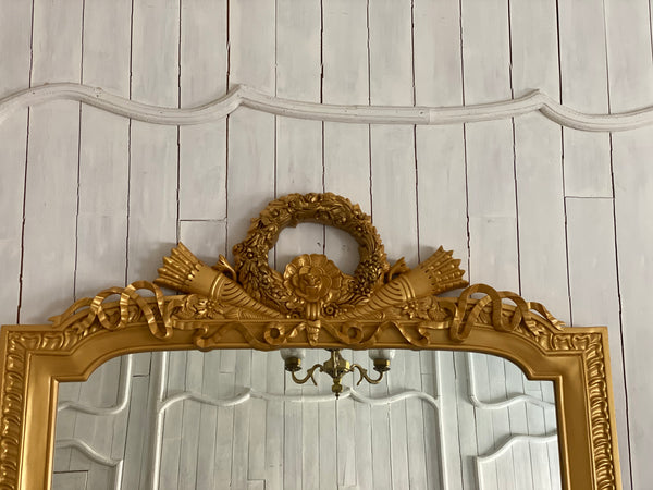 Frame of The Unfurling with neo-classic quivers