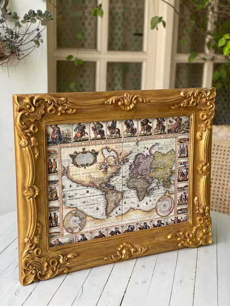 Rendition of classic Louis XV frame