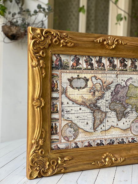 Rendition of classic Louis XV frame