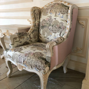 Upholstered wing chair of Louis XV elegance~