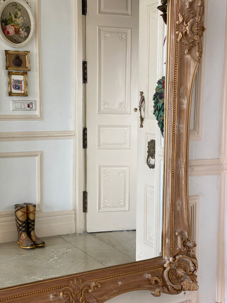 The Most Classic Louis XV frame