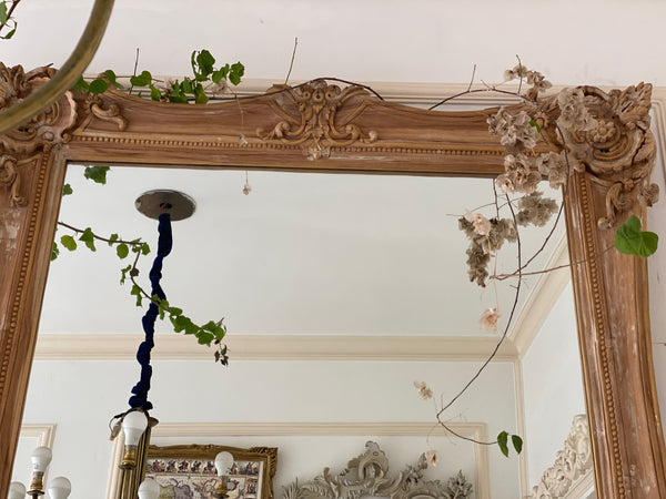 The Most Classic Louis XV frame