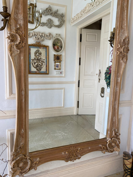 The Most Classic Louis XV frame