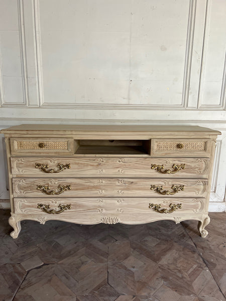Country style buffet of rococo sensibilities