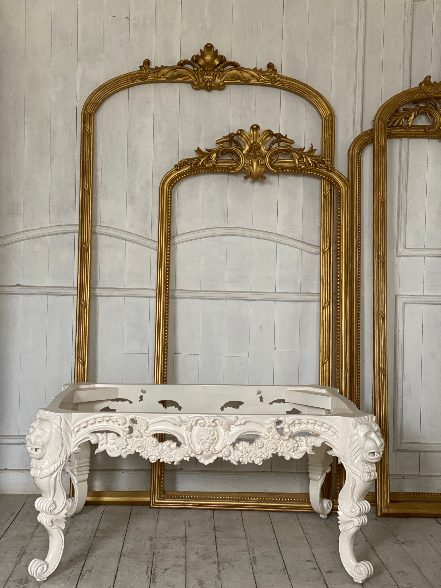 Louis XV center table with lion heads and rare scrolls