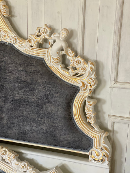 Louis XV bed with cherubs and wreaths