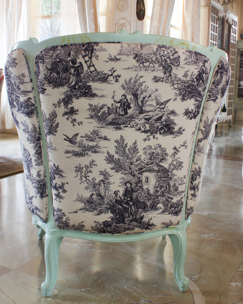 Pair of unbridled bergères / armchairs in Louis XV brilliance