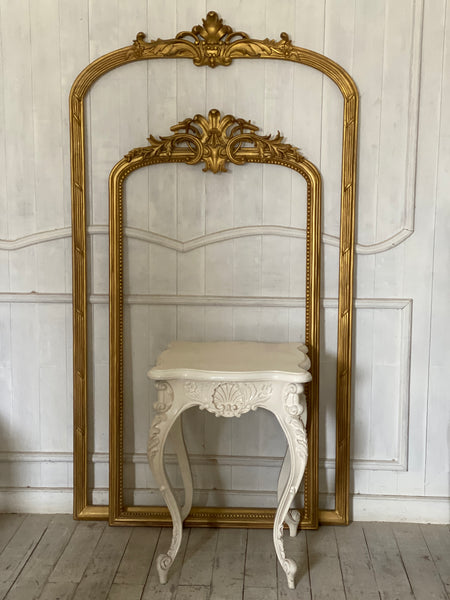 Louis XV side table with dramatic cockle