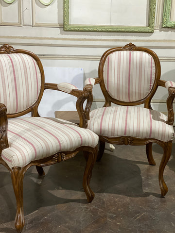 Chair inspired by Louis XV, with oval frame