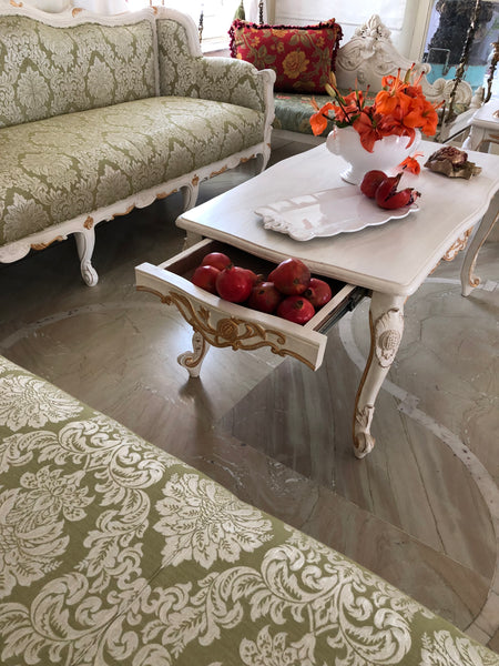 Centre table of Louis XV elegance with pomegranate  motif