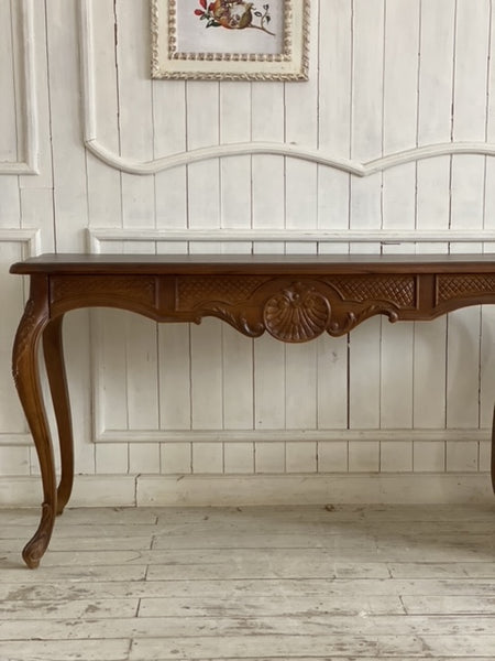 Console table inspired by Louis XV