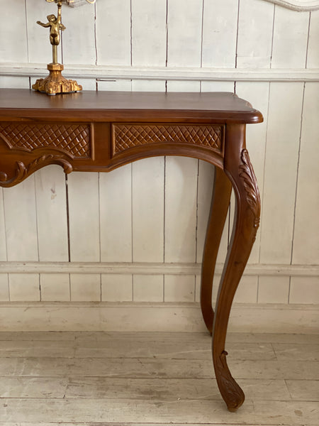 Console table inspired by Louis XV