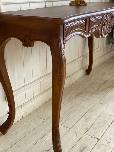 Console table inspired by Louis XV
