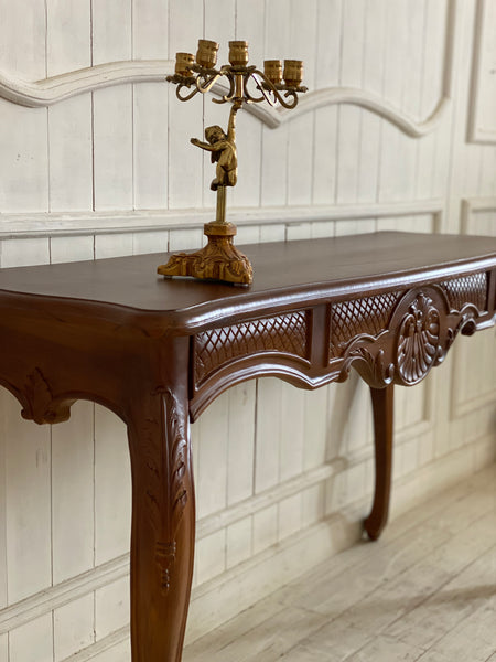 Console table inspired by Louis XV
