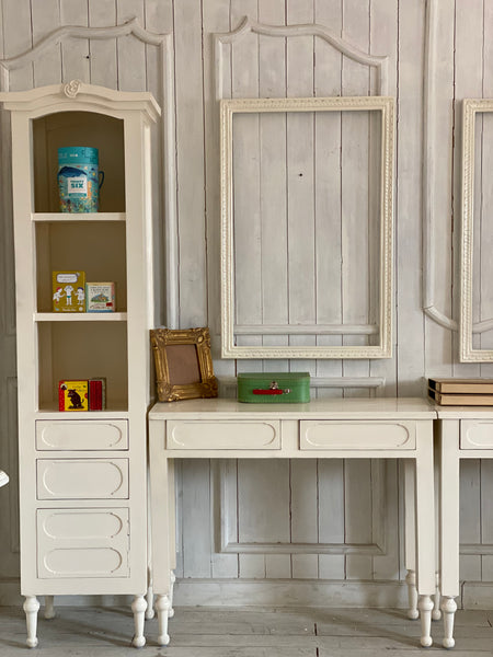 Elegant study for children