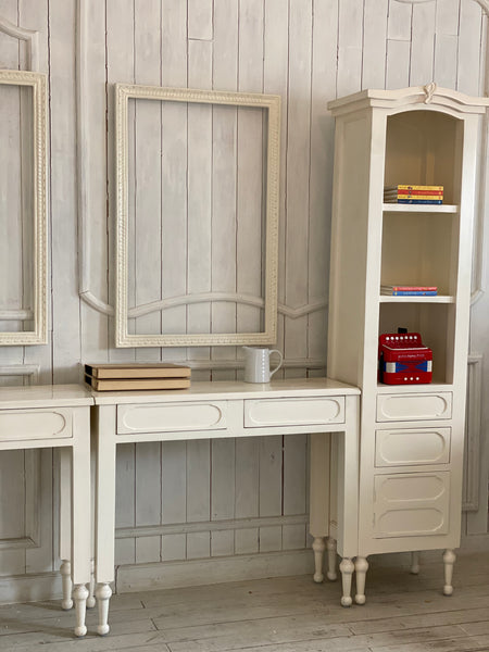 Elegant study for children