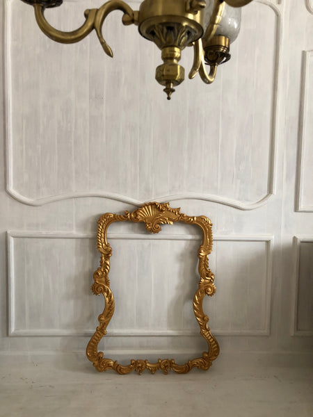 Frame of authentic asymmetric rococo