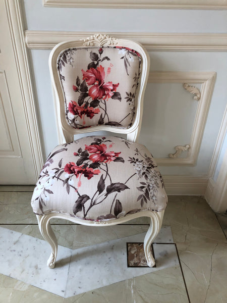 Elegant Louis XV chair