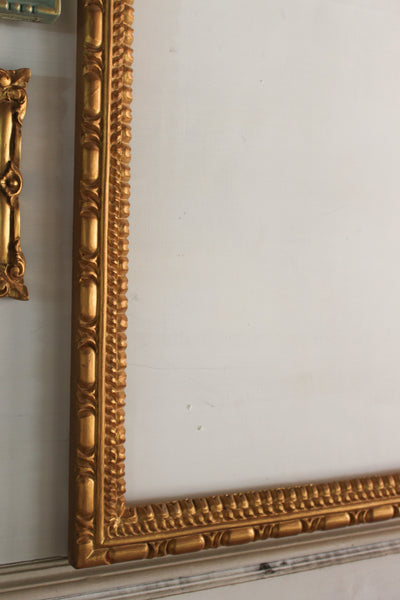 Neoclassic frame with architectural moulding