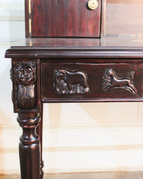 Desk inspired by Ashokan lion capital at Sarnath