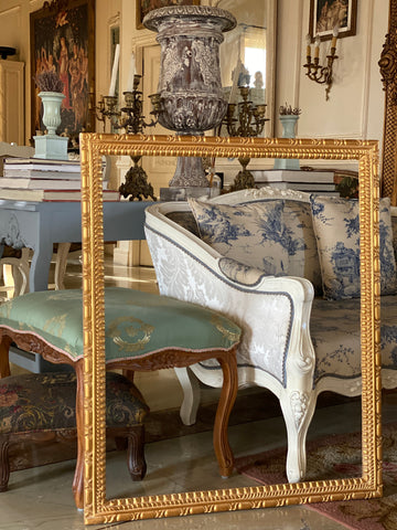 Neoclassic frame with architectural moulding