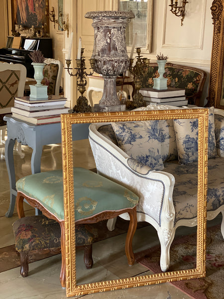 Neoclassic frame with architectural moulding