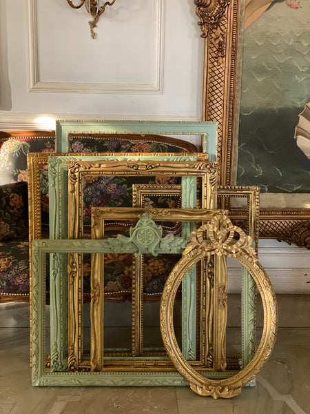 Frame with neoclassical mouldings