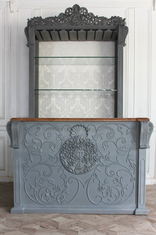 Customised bar inspired by Medusa
