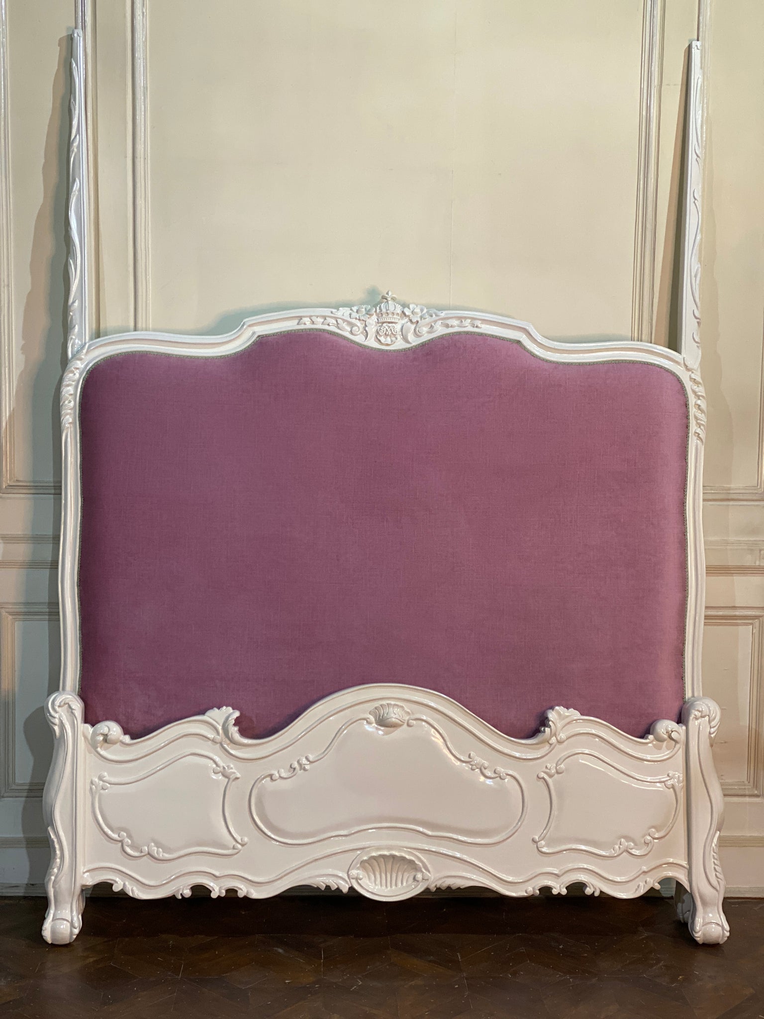 Louis XV bed with elegant silhouette