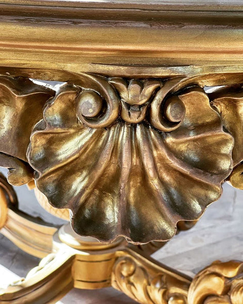 Centre table in Italian baroque