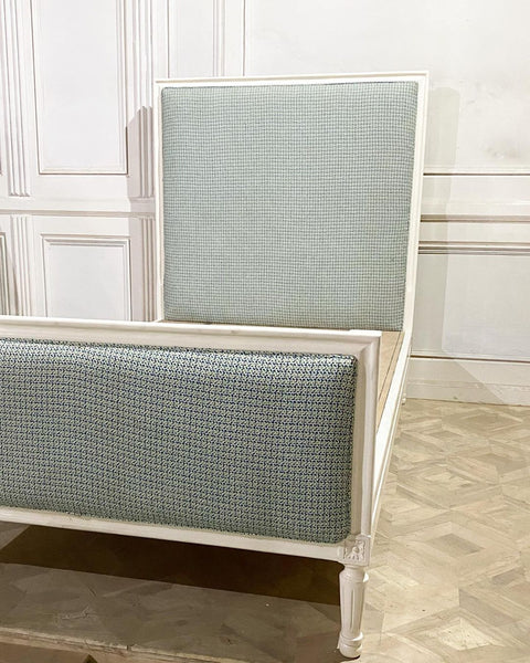 Minimal Louis XVI bed with high headboard