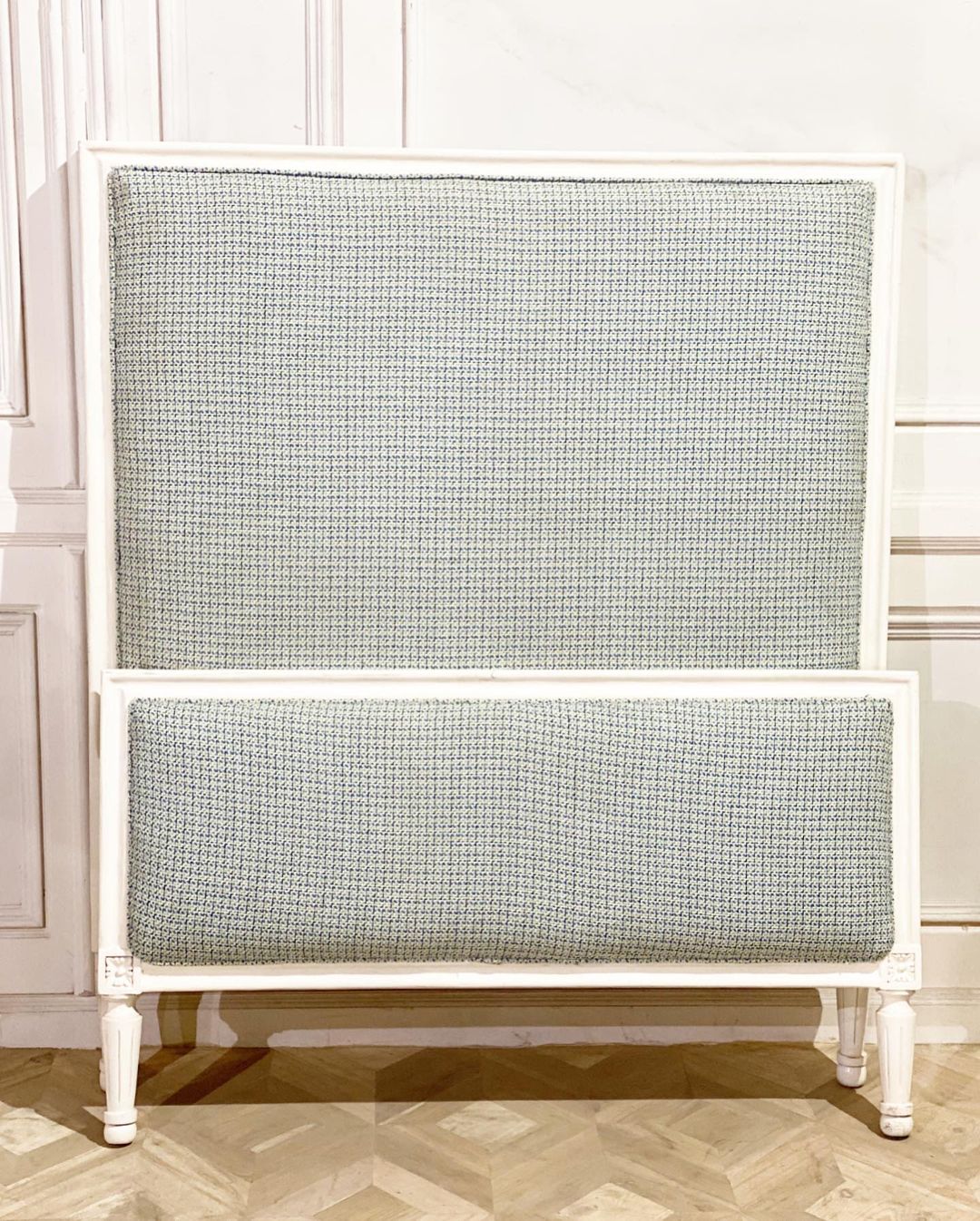 Minimal Louis XVI bed with high headboard
