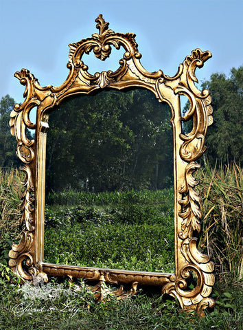 Frame inspired by rococo era perfect for mirror