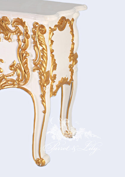 Commode of baroque brilliance inspired by Louis XV