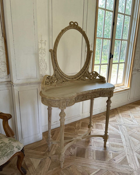 Louis XVI country style dressing table