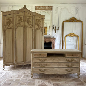 Louis XV style armoire in country style